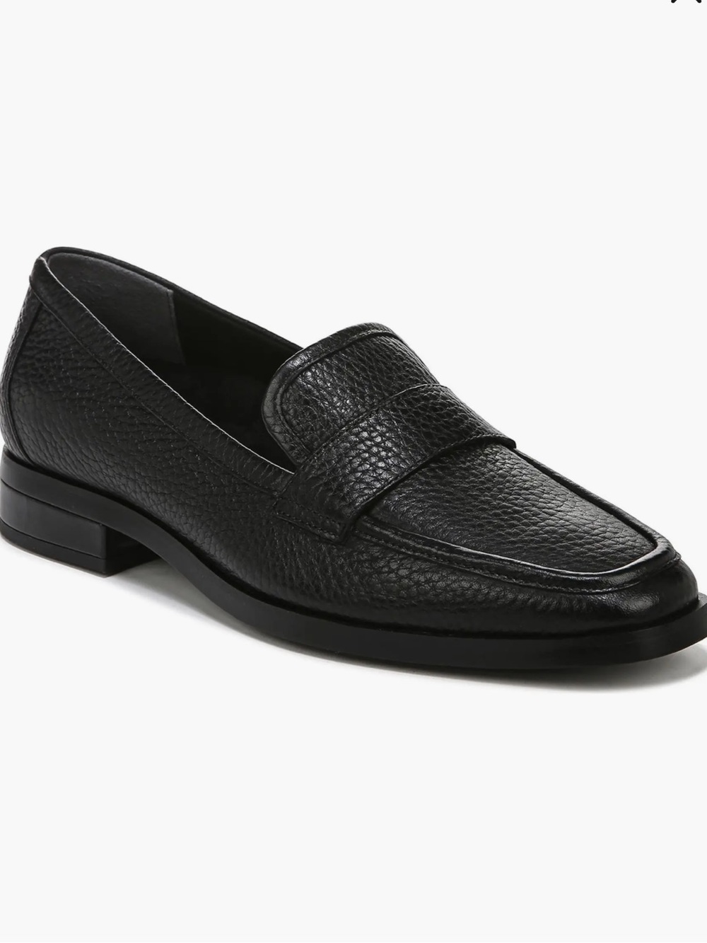 Vionic Shella Black Slip-On Comfort Loafer